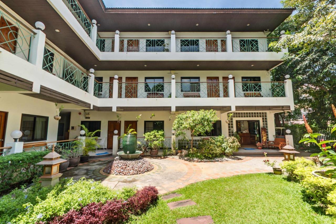 Charlie House Pin Klao Hotel Bangkok Exterior photo