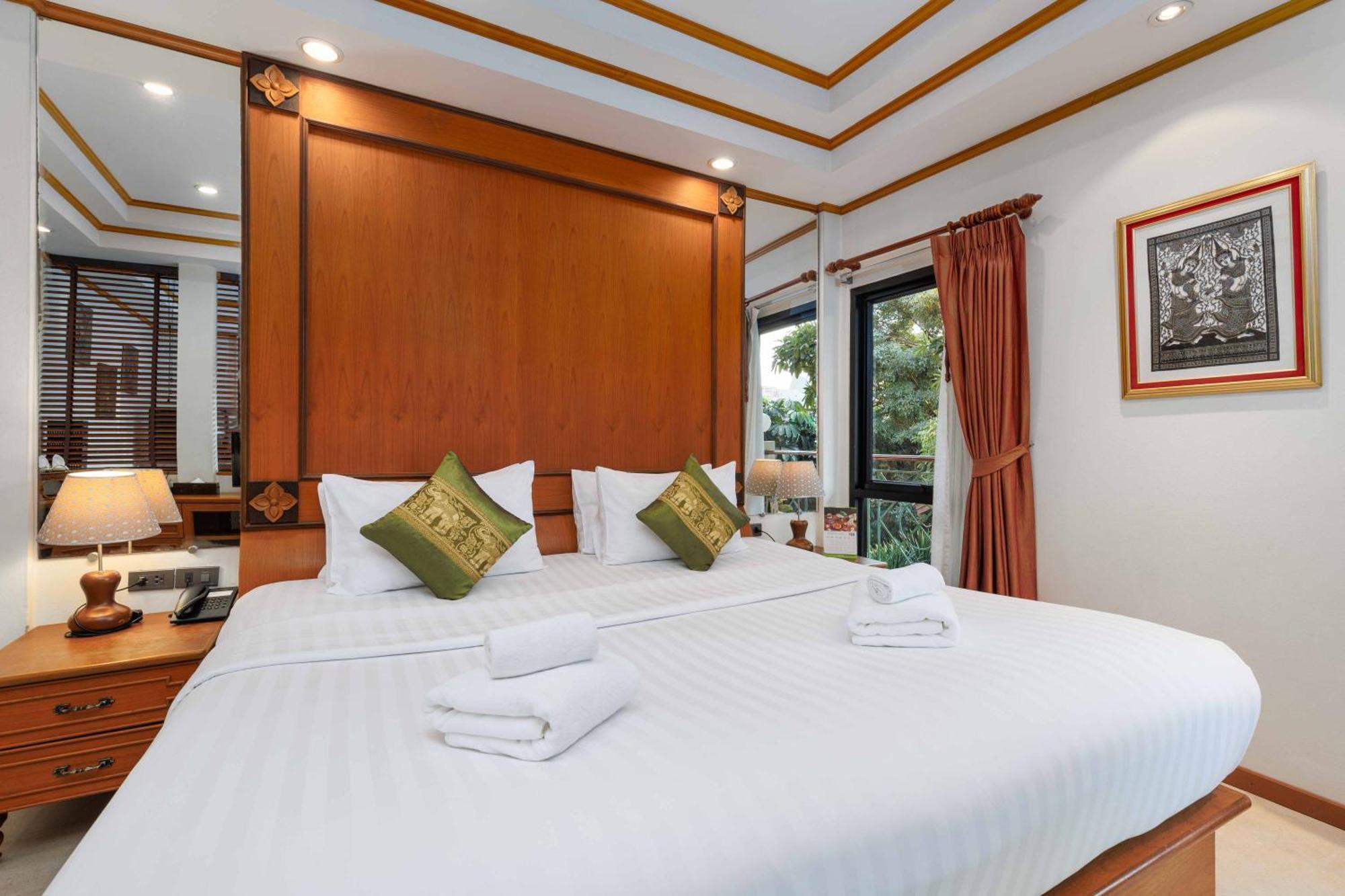 Charlie House Pin Klao Hotel Bangkok Room photo